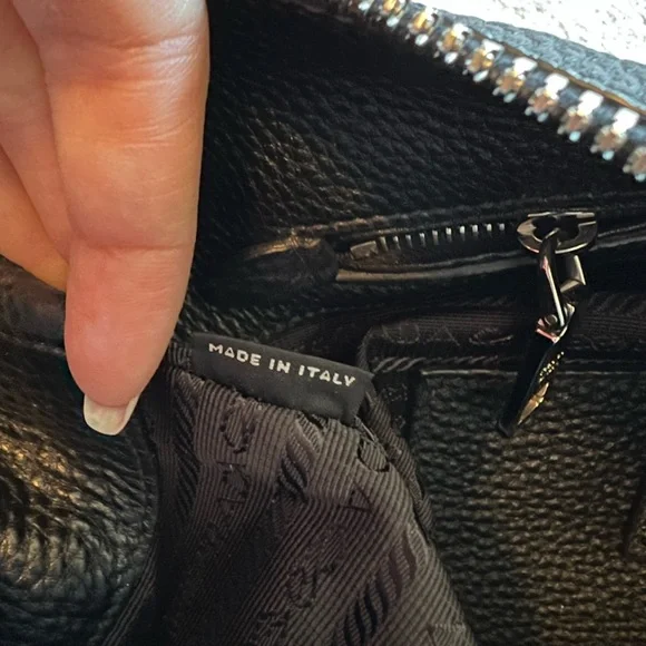 Prada Shoulder Bag - Picture 8 of 11